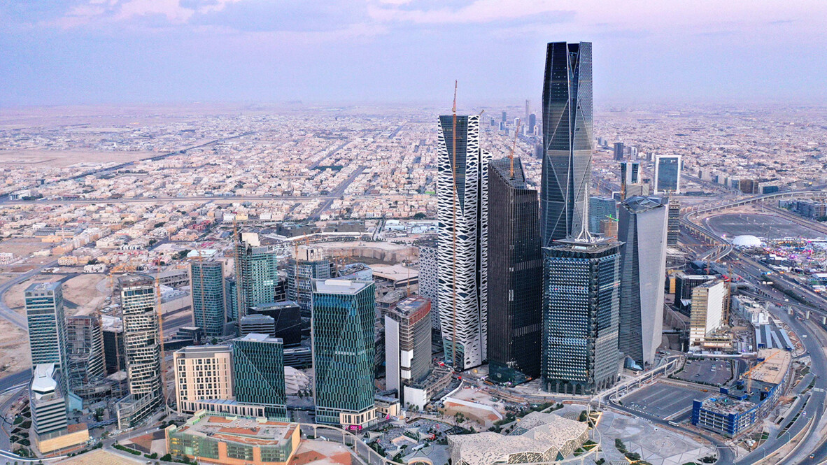 Urban environment with skyscrapers, representing critical infrastructure applications for AP Sensing's monitoring solutions Urban environment with skyscrapers, representing critical infrastructure applications for AP Sensing's monitoring solutions