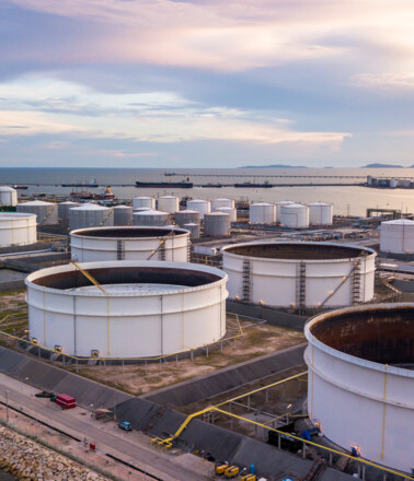 Aerial view of oil and gas storage tanks, critical infrastructure monitored by AP Sensing DTS/DAS solutions Aerial view of oil and gas storage tanks, critical infrastructure monitored by AP Sensing DTS/DAS solutions