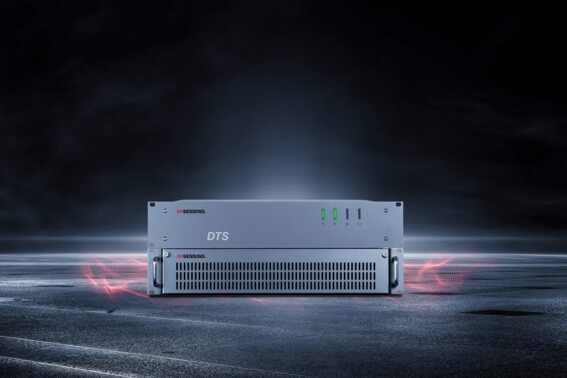 AP Sensing DTS Distributed Temperature Sensing equipment unit on a dark background AP Sensing DTS Distributed Temperature Sensing equipment unit on a dark background