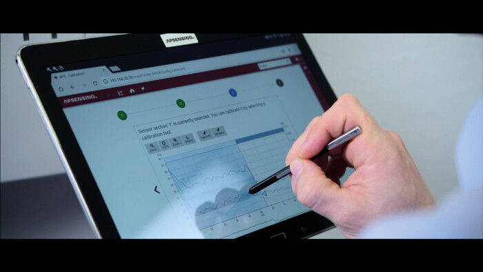 AP Sensing fiber optic sensing system calibration displayed on a tablet AP Sensing fiber optic sensing system calibration displayed on a tablet