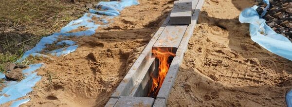 Monitoring fire along buried infrastructure using AP Sensing's distributed fiber optic sensing systems Monitoring fire along buried infrastructure using AP Sensing's distributed fiber optic sensing systems